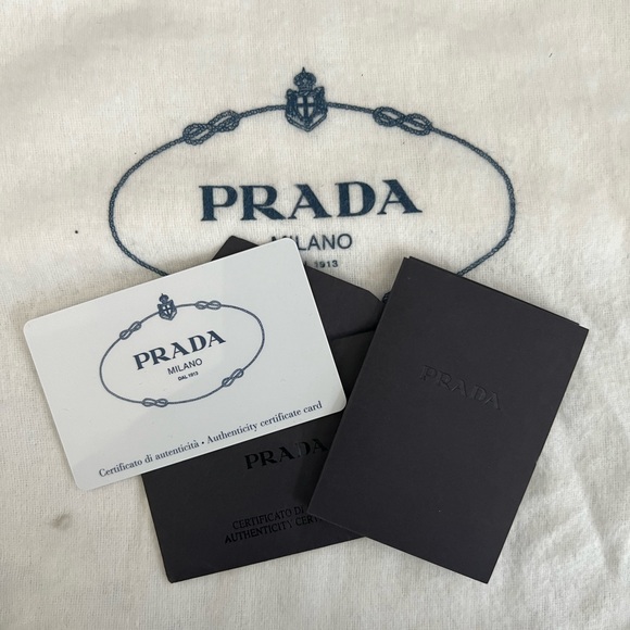 Prada Saffiano Vernice Bucket Bag, Nero - Picture 14 of 16